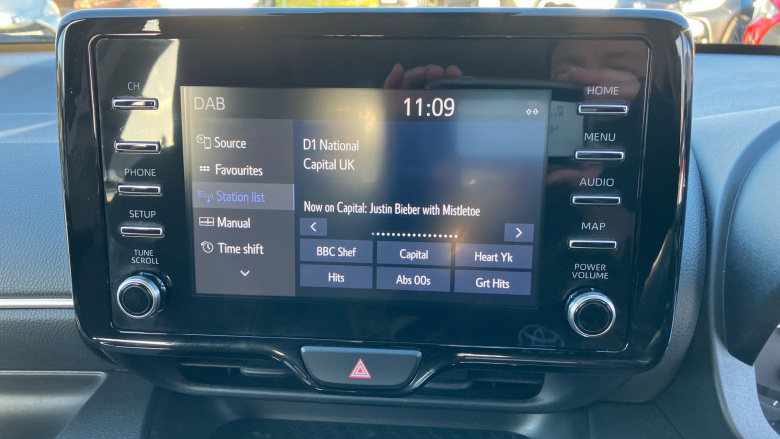 Toyota Yaris 1.5 Hybrid Icon 5dr CVT Hybrid Hatchback